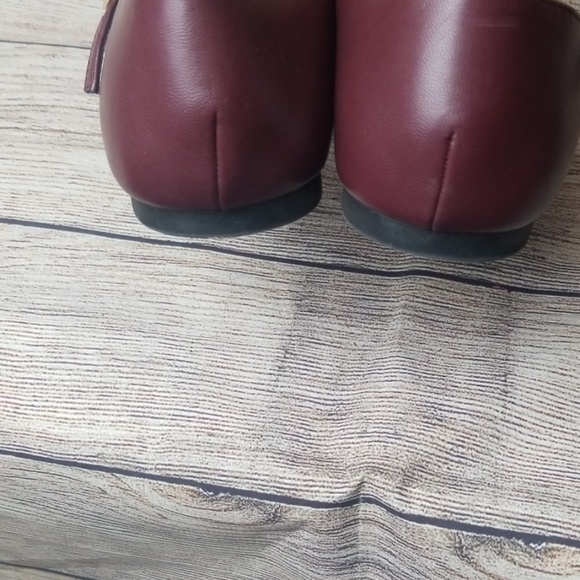 Women's Apt 9 Maroon Pointed Toe Flats - Picture 5 of 5